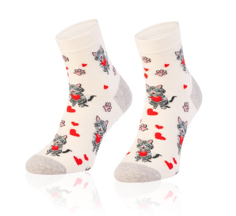 Skarpetki walentynkowe damskie Art. 0433 wz. 042 kotki